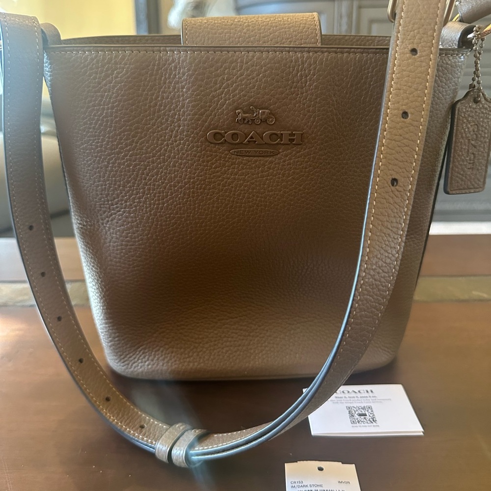 Coach Dark Stone Pebbled Leather Sophie Bucket Bag New w Tags